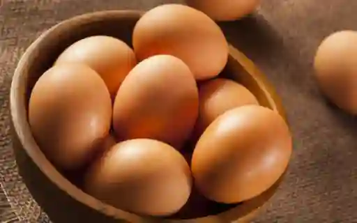 Huevo Semi-criollos (gallinas Criadas Y Alimentadas En Espacios Amplios)