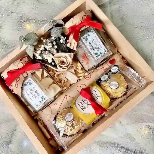 Caja De Regalo Carmesí