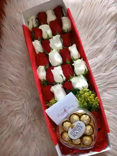 Caja De Rosas Y Chocolates