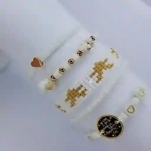 Manillas Blancas Con Dorado Y Frase