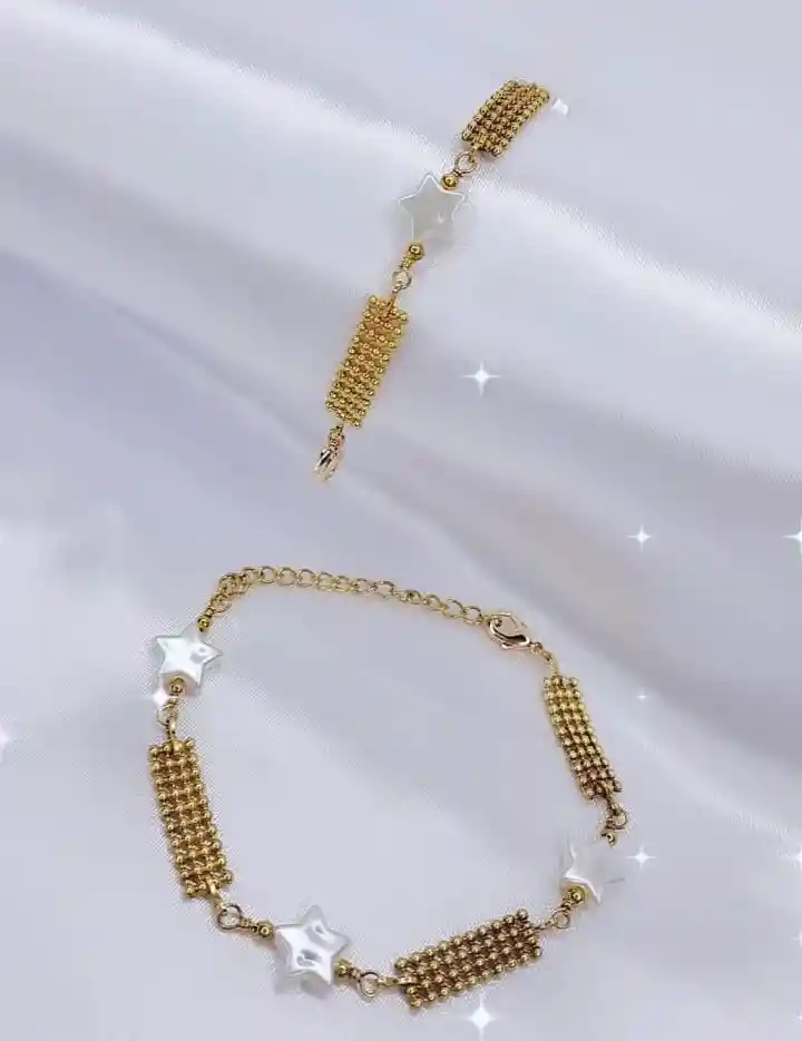 Manilla Dorada Malla Y Estrellas