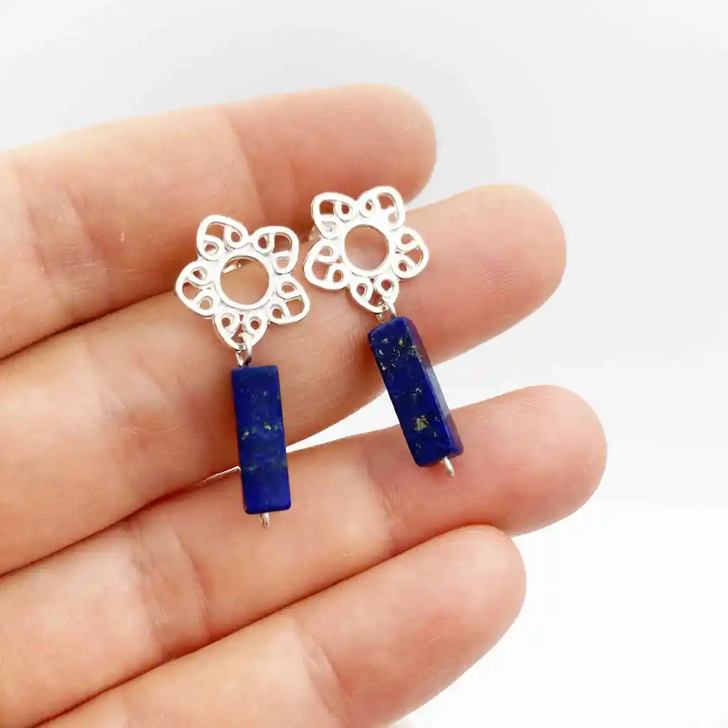 Aretes Flor Y Piedra Lapislazuli