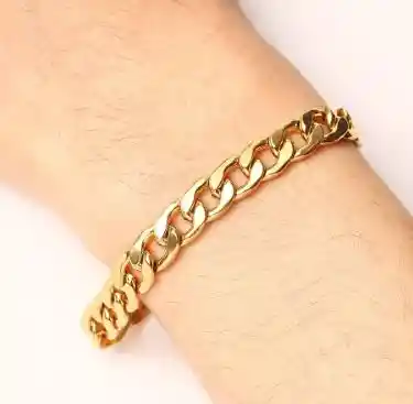 Pulsera En Acero Dorada O Plateada Grande Y Gruesa Para Hombre (21.5 Cm De Diámetro), No Mancha La Piel, No Se Descoloriza