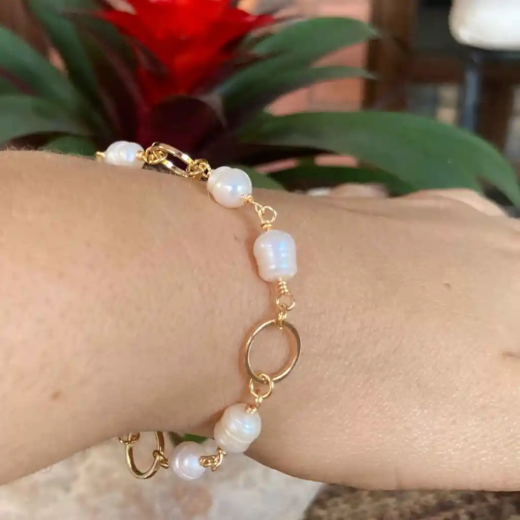 Pulsera Argollas Doradas Con Perlas Naturales