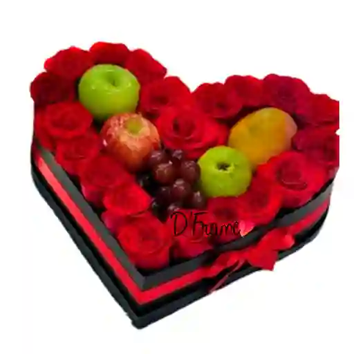 Corazón Frutal Con Rosas