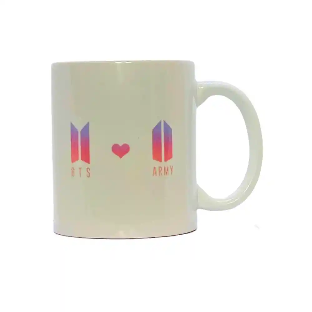 Mug K-pop Bt21 Corazón 11 Oz.