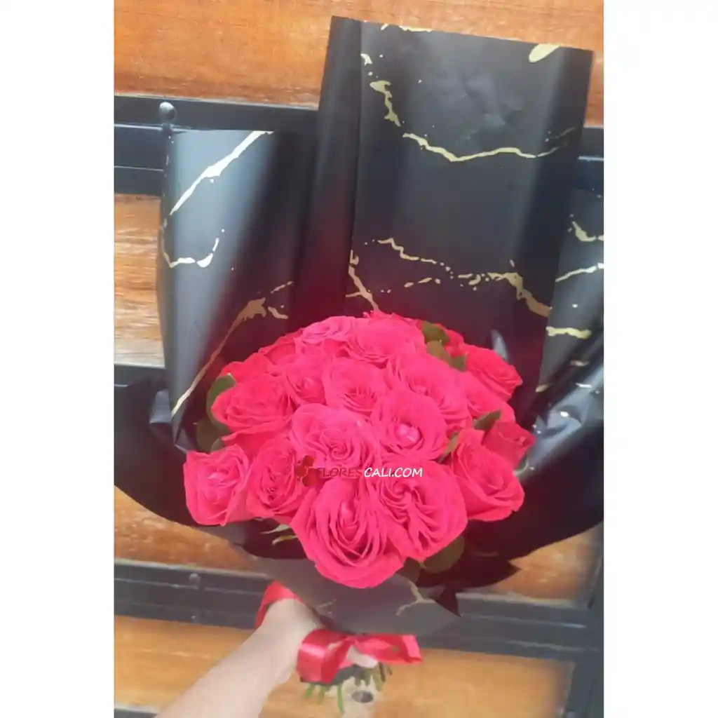 Bouquet Rosa Roja Coreano