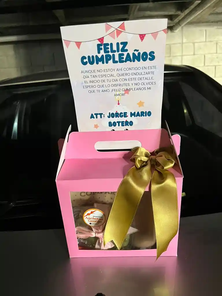 Regalo Madres -anchetas- Desayuno -mamá-sorpresas-regalos-cumpleaños-aniversario-amor Y Amistad-dia Madres-dia De La Mujer-navidad-sanvalentin-flores-chocolates-arreglos Florale-peluches-fresas Con Chocolate-detalles -anchetas Infantiles-dia Del Padre