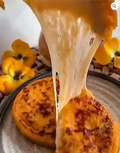 Arepas De Maduro Con Queso