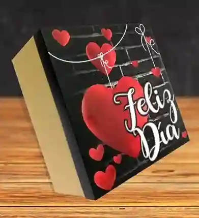 Caja De Regalo 29 X 29 Cms Feliz Dia