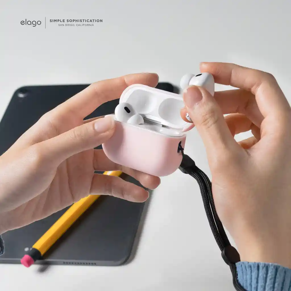 Elago Estuche De Silicona Para Airpods Pro 2 Con Cordón En Rosado