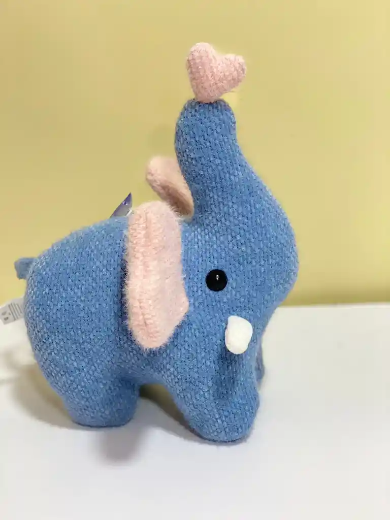 Elefante Peluche Pequeño