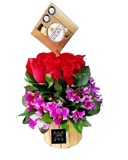 Hermosas Rosas Rojas En Caja