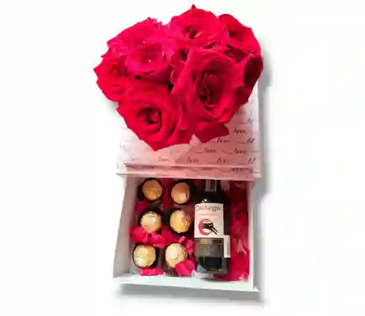 Caja Corazón De Rosas Vino Y Chocolates