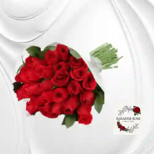 Rosas Rojas En Bucket