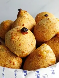 Pandebono Mix De Queso Relleno De Dátil - Saludable Libre De Gluten