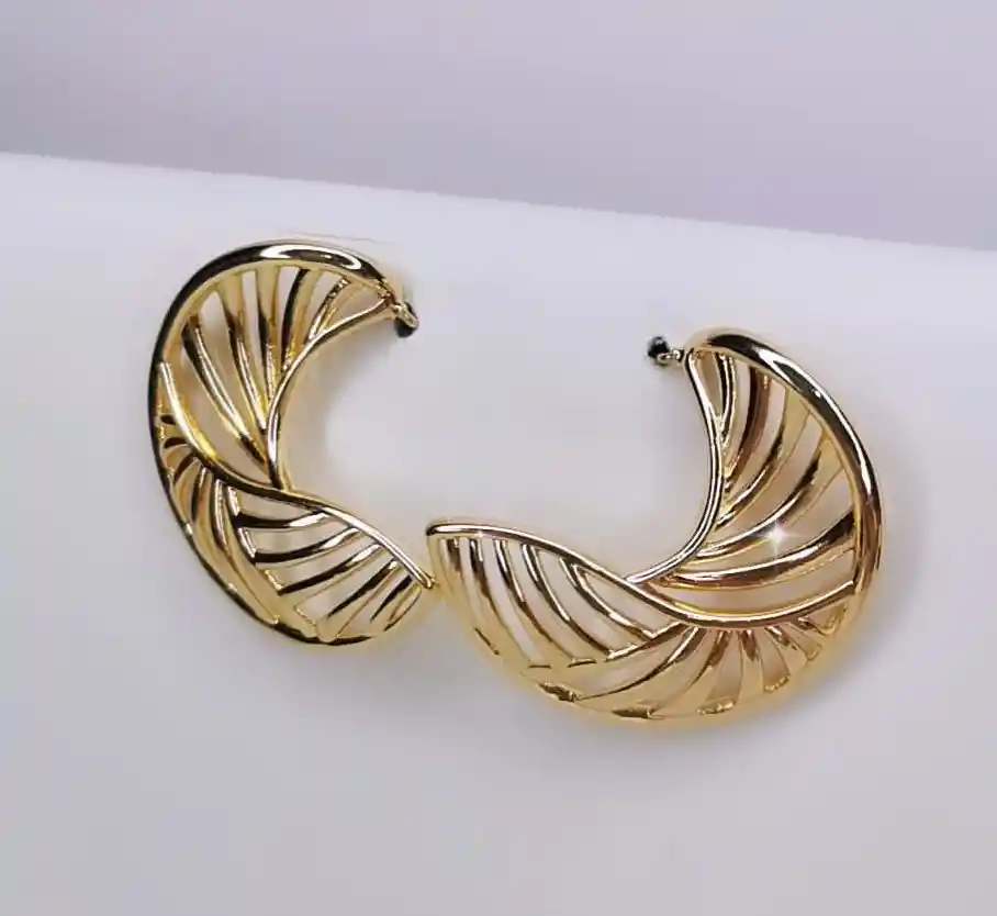 Arete Dorado Rayas