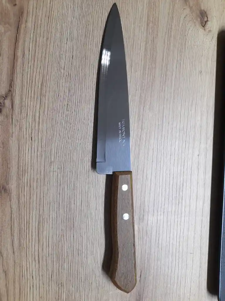 Cuchillo Tramontina 7 Pulgadas Mango Madera 22902/007