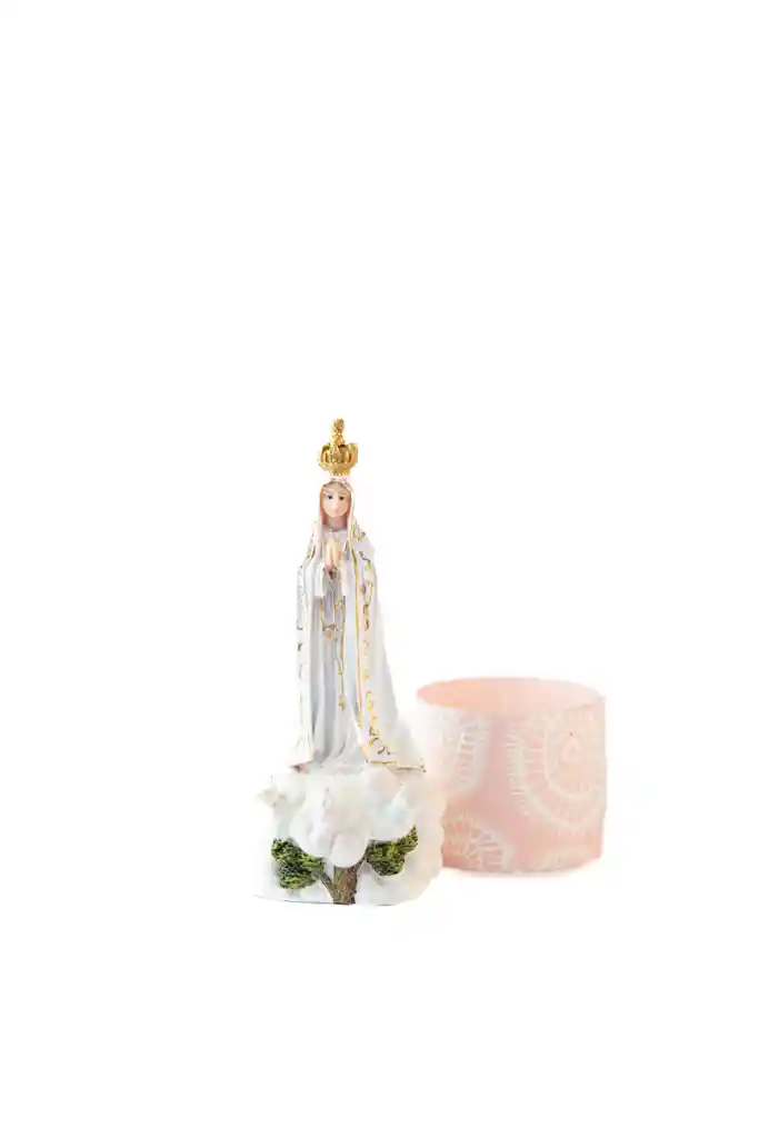 Estatuilla De Virgen De Fatima Con Detalles Dorados Y Vela Aromática.