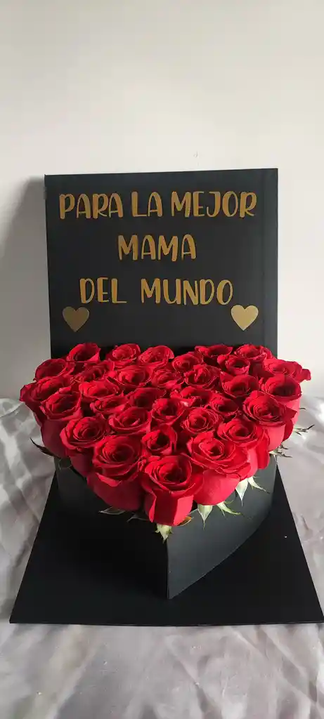 Corazon De Rosas Con Mensaje Personalizado