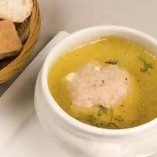 Caldo de Albóndiga