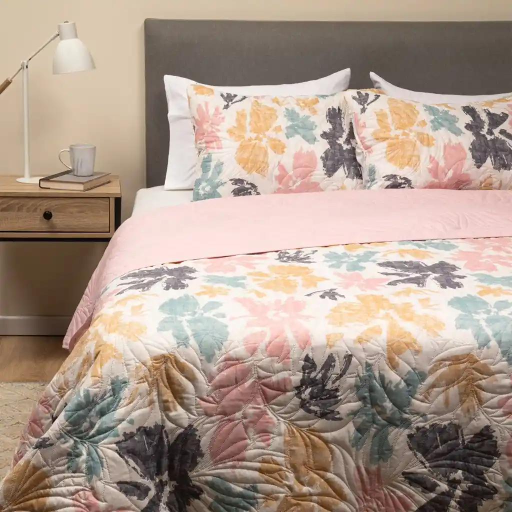 Cubrelecho Edredon Quilt Doble Estampado Doble Faz +fundas