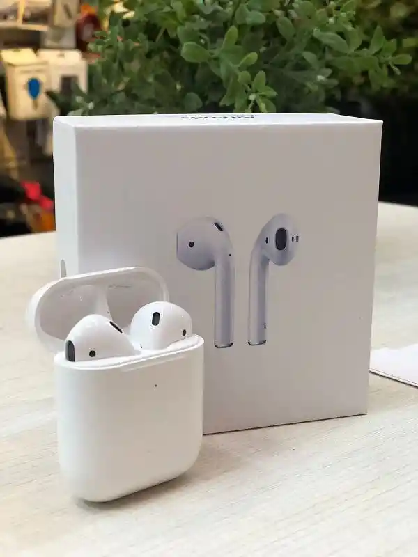 Audífonos Airpods 2