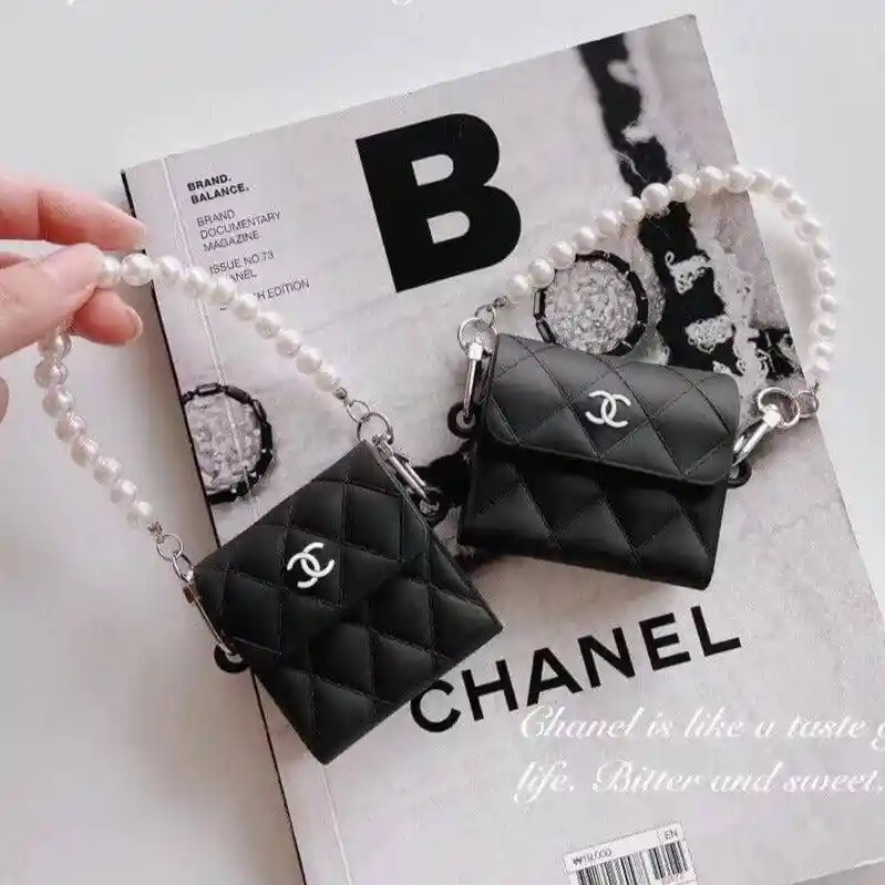 Funda Airpods Pro. Bolso Chanel