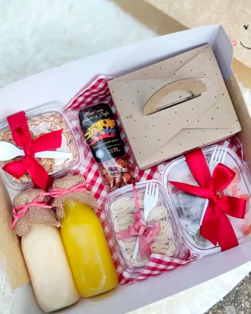 Regalo Madres -anchetas- Desayuno -mamá-sorpresas-regalos-cumpleaños-aniversario-amor Y Amistad-dia Madres-dia De La Mujer-navidad-sanvalentin-flores-chocolates-arreglos Florale-peluches-fresas Con Chocolate-detalles -anchetas Infantiles-dia del padre