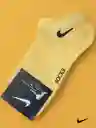 Media Tobilleras Amarillas Tipo Nike Deportivas, Calcetines Amarillos Talla Única Estirables