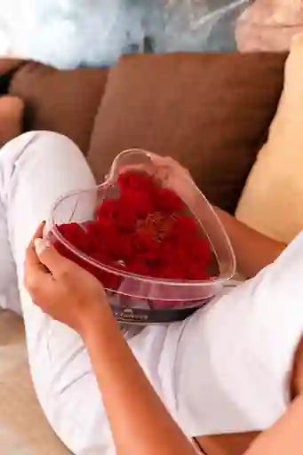 Rosas Preservadas En Corazón De Acrílico
