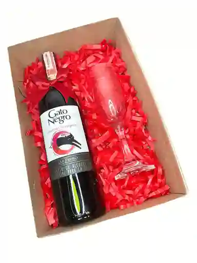 Caja Sorpresa Feliz Día Vino Gato Negro 750 Ml - Copa