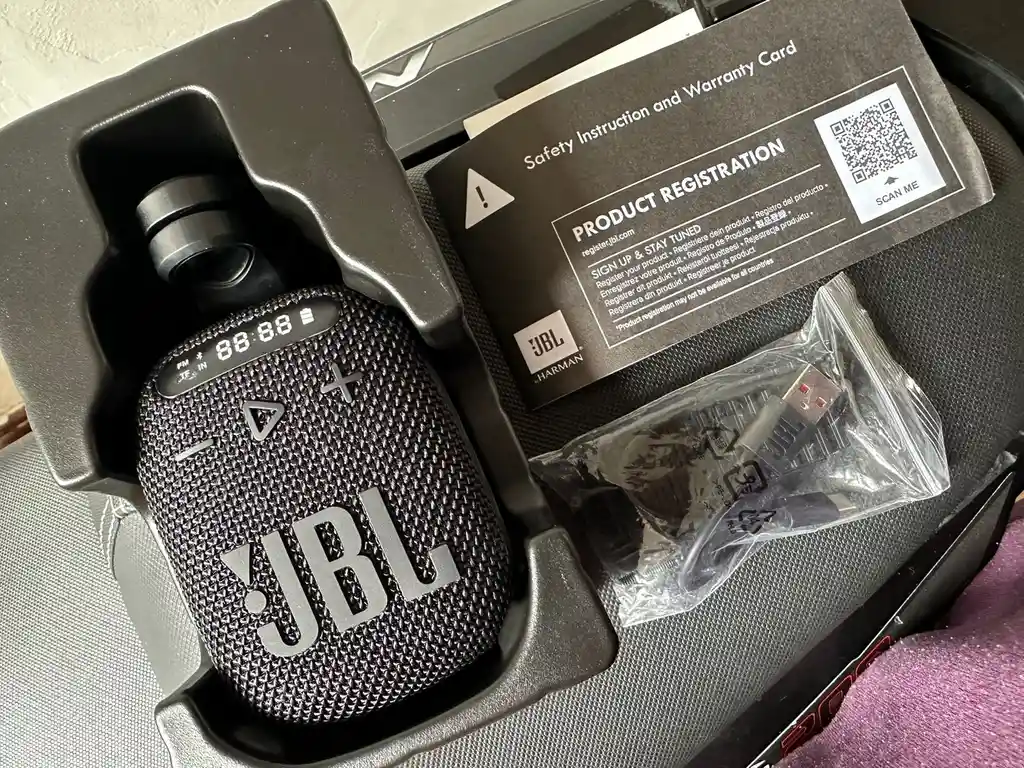 Parlante Jbl Wind 3 Bluetooth Y Radio Fm