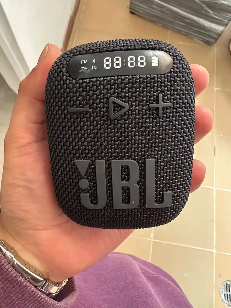 Parlante Jbl Wind 3 Bluetooth Y Radio Fm