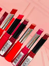 Labial Colorissimo Barra Larga Duración Para Labios Vogue