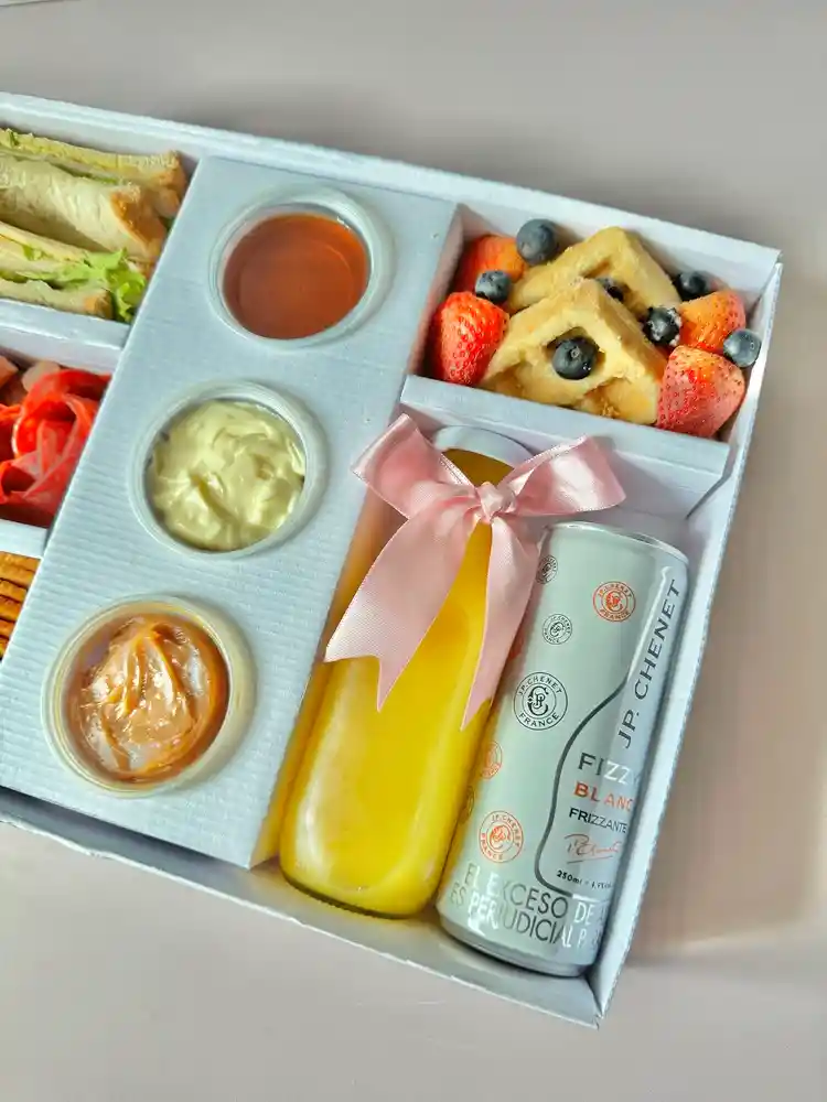 Deliciosa Caja De Snack. Picnic. Regalo Perfecto