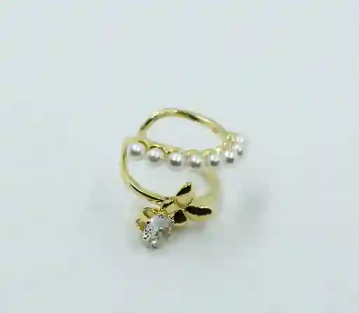 Earcuff Dorado Perlas Y Mariposas