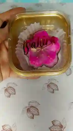 Flor De Chocolate En Tonos Rosa Y Dorado Regalo Para Ti.