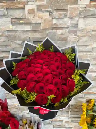 Bouquet De Rosas