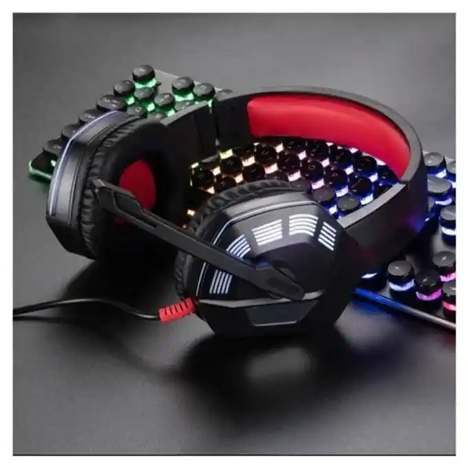 Diadema Gamer Con Microfono Y Luz Led Aoas As -70