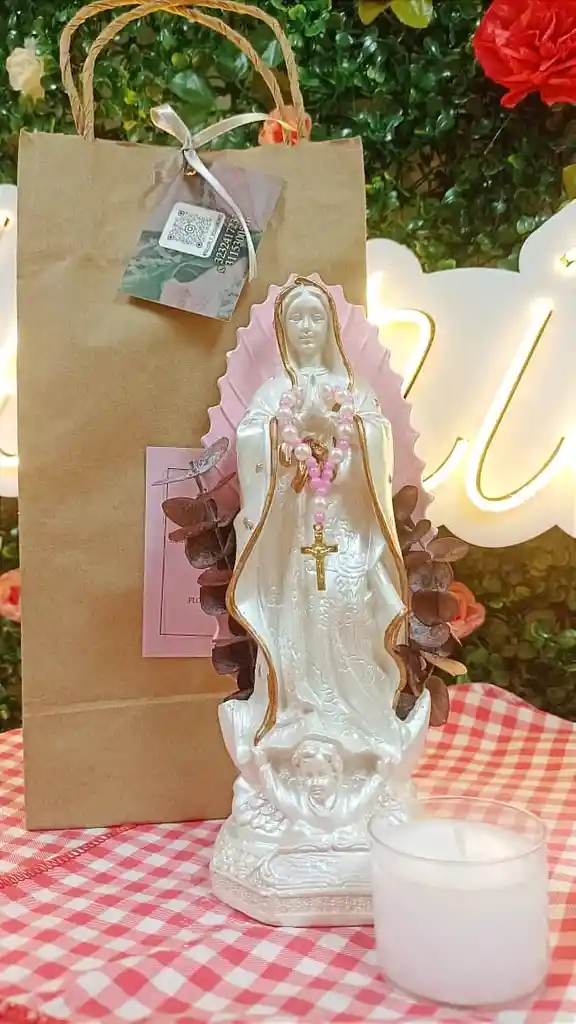 Combo Regalo Virgen En Ceramica 22cm-denario Y Velita