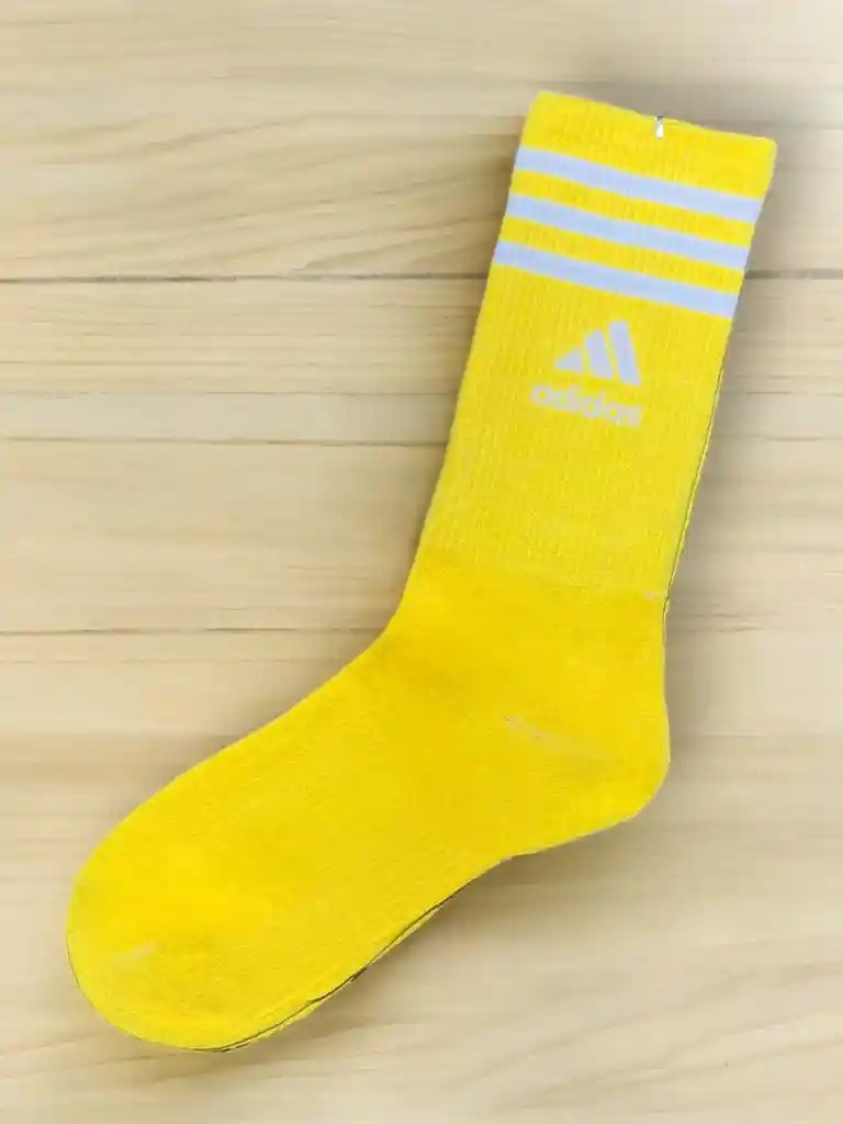 Media Extra Larga Deportiva Única Talla Tipo Adidas, Color Amarillo, Estirable Extralarga