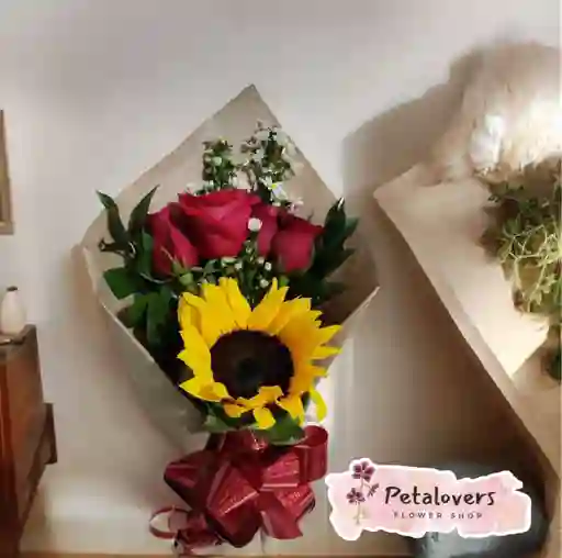 Arreglo Floral Dia De La Mujer Girasol Y Rosas