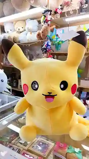 Peluche Pikachu