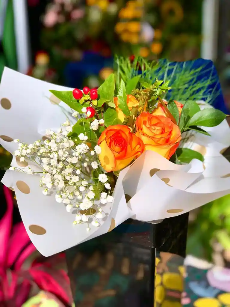 Ramo De Flores Naranja 🧡