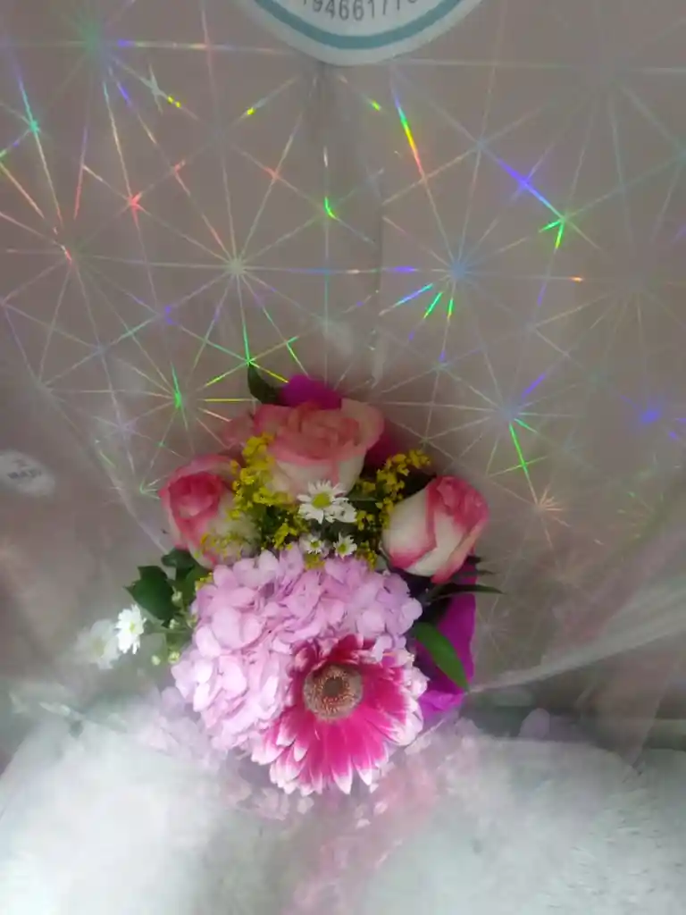 Bouquet Rosas Promo Festivo