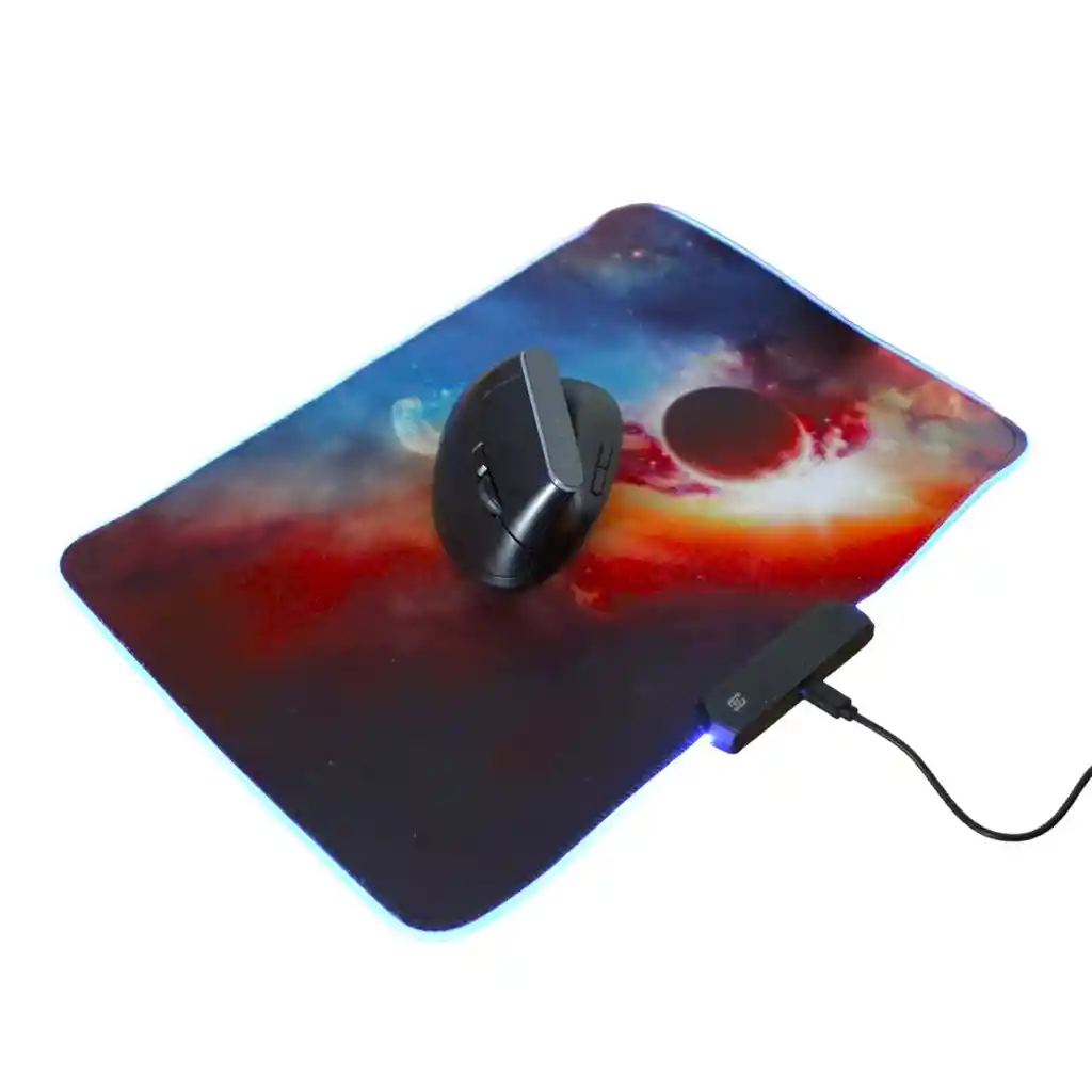 Mouse Pad Con Iluminacion Rgb Y Superficie Suave