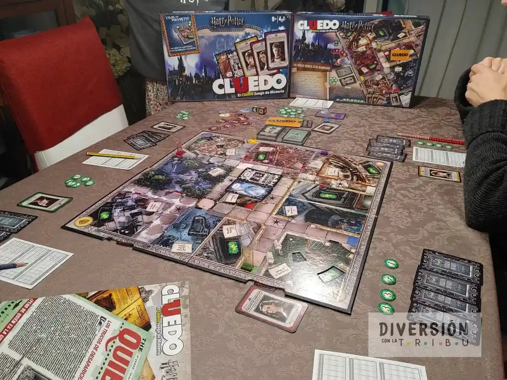 Juego Mesa Harry Potter Misterio Estrategia Cluedo