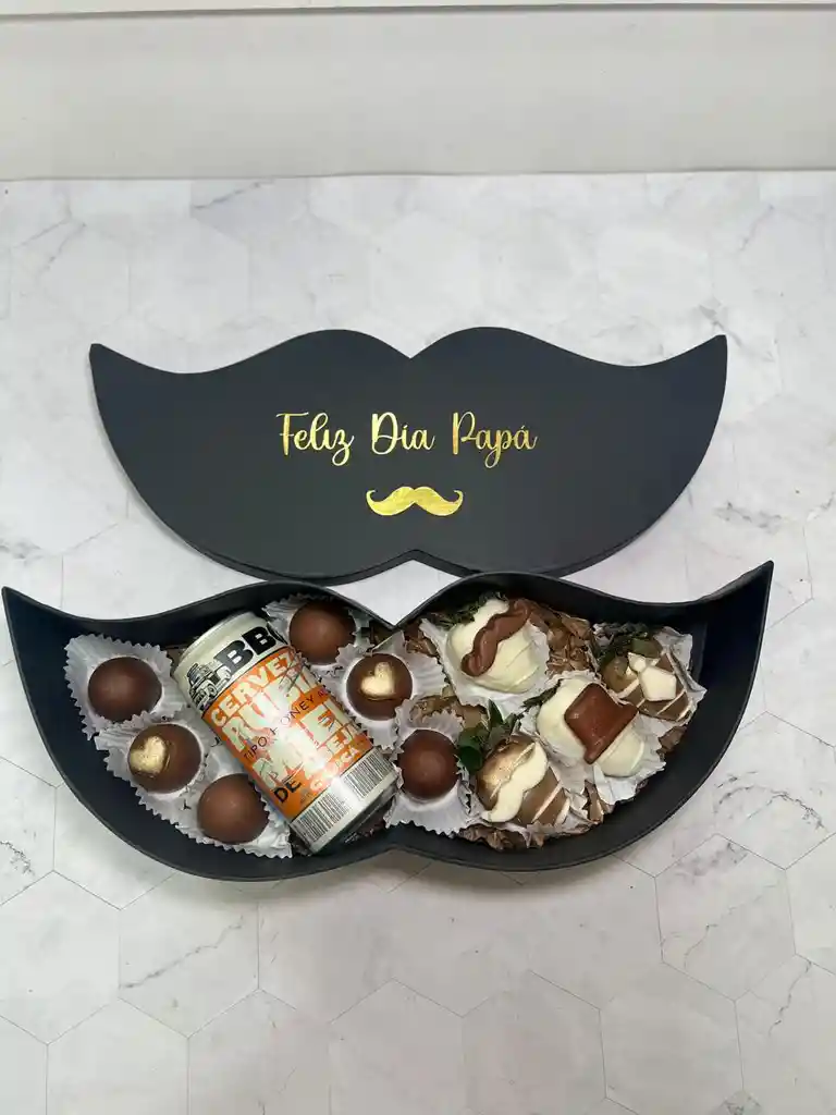 Caja Bigote Hombre Con Cerveza Bbc, Trufas Rellenas Y Fresas Con Chocolate
