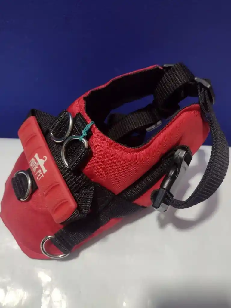 Arnes/ Pechera Para Perros Perseo Color Rojo Talla S